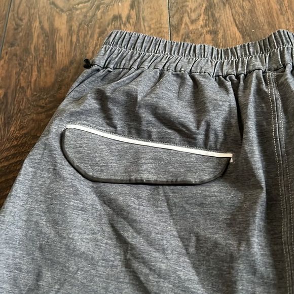 Lululemon Go City Skort Gray Heathered size 6 in EUC with pockets - Picture 6 of 11